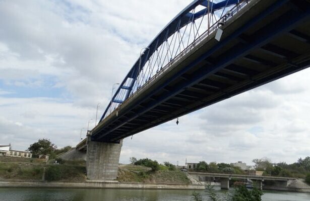 cadavrul unei femei a fost gasit azi noapte in canalul dunare marea neagra 6923f5ab87f16