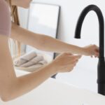 cnsu apa potabila din rezervele de stat trimisa catre cele 14 localitati din prahova si dambovita afectate de criza apei de la barajul paltinu 692c87859704c