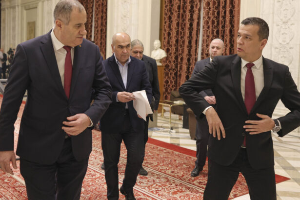 coalitia a decis ce se va intampla cu angajatii din primarii acord privind taierea posturilor cum se va aplica masura surse 691367d0b281a