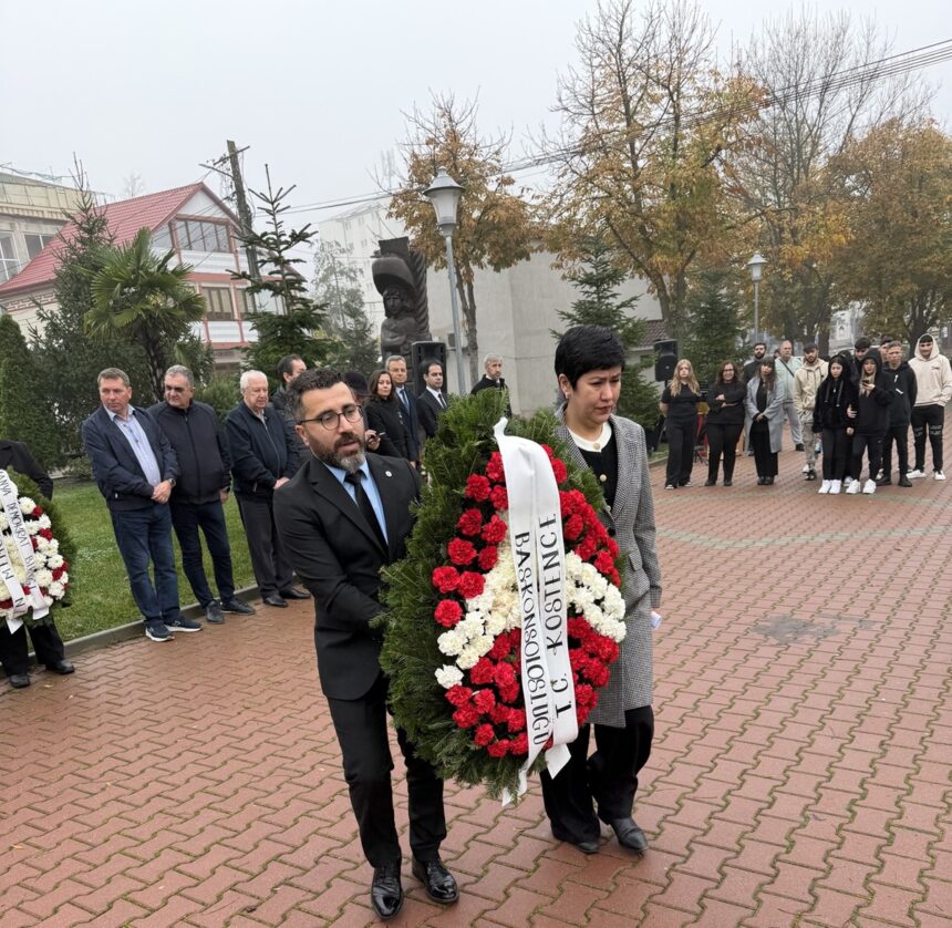comunitatea turco tatara din medgidia a comemorat implinirea a 87 de ani de la trecerea in nefiinta a lui mustafa kemal ataturk cel considerat fondatorul republicii turcia 6911c3964439f