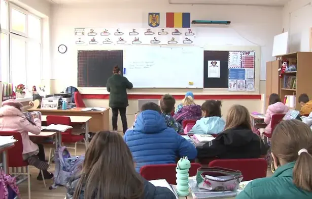 elevii de la scoala gimnaziala nr 1 rasova invata in frig ce spune seful isj 6914979f12e08