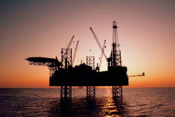 exclusiv cristian diaconescu avertizeaza recunoasterea de facto a crimeei ca parte din rusia ar putea bloca extractia gazului din marea neagra 692b58cd8ad07