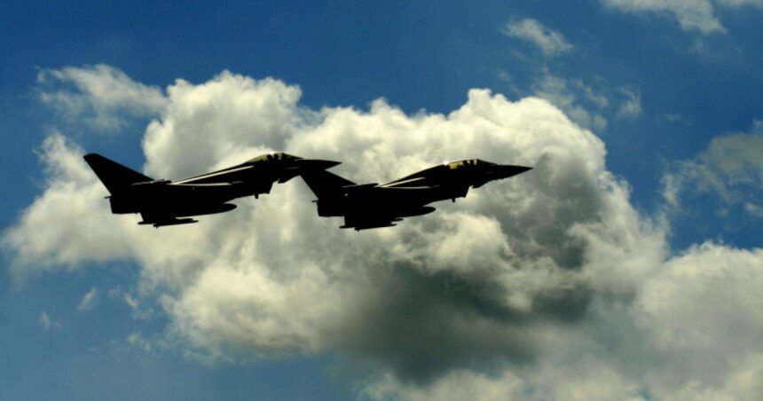 exclusiv de ce n au tras avioanele de lupta in drona care a survolat estul romaniei mosteanu nu putem sa tragem fara a ne gandi la consecinte 69262a2b18a8c