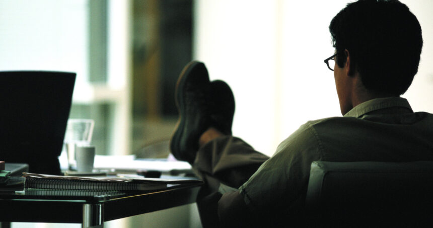 exclusiv guvernul blocheaza detasarile si transferurile intre institutii pana in decembrie 2026 ce alte modificari sunt in discutie document 691b4e96a6312