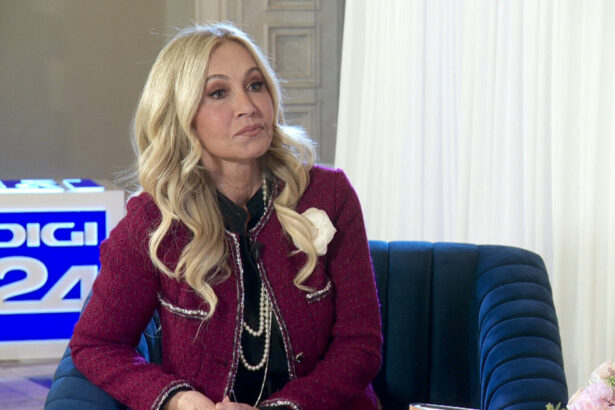 exclusiv povestea anastasiei soare de la constanta la hollywood cum a construit un imperiu si a ajuns in cercurile marilor vedete ale lumii 692b265d411fd