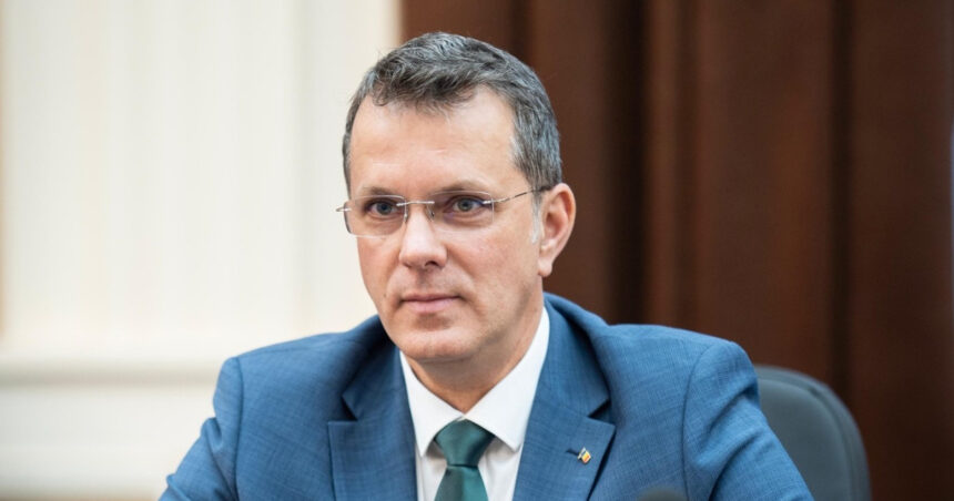 exclusiv s ar putea sa ne trezim vecini cu putin ionut mosteanu se opune taierii cheltuielilor de personal din armata 6924ae78a45db