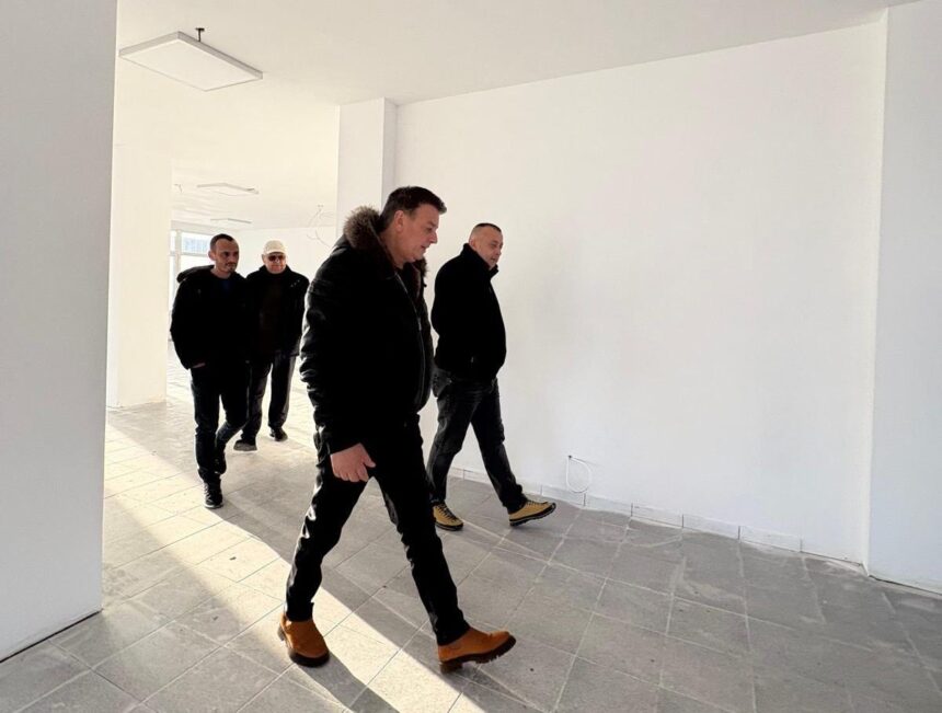 florin mitroi presedintele cjc a verificat lucarile la centrul pentru persoane cu alzheimer din agigea 6925b469b2081