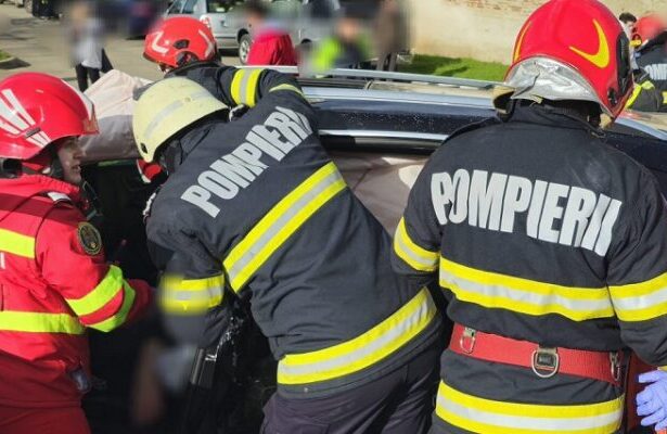 foto accident rutier pe soseaua de centura a municipiului slobozia sase persoane transportate la spital 6925b7f02d25e