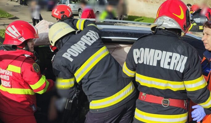 foto accident rutier pe soseaua de centura a municipiului slobozia sase persoane transportate la spital 6925b7f02d25e