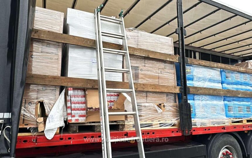 foto captura impresionanta 15 de tigarete introduse pe teritoriul romaniei de un sarb barbatul a fost arestat pentru contrabanda 692c2fe2daa3f