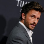 galerie foto jonathan bailey desemnat cel mai sexy barbat in viata in 2025 el este cunoscut pentru rolurile din wicked si bridgerton 6911e95d35298