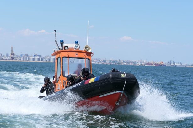 garda de coasta data in judecata de sute de angajati 692a3fb5236cd