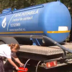 isu prahova trimite cisterne de mii de litri pentru a asigura apa menajera in localitatile din judet cate familii vor beneficia 692c77d6968f3