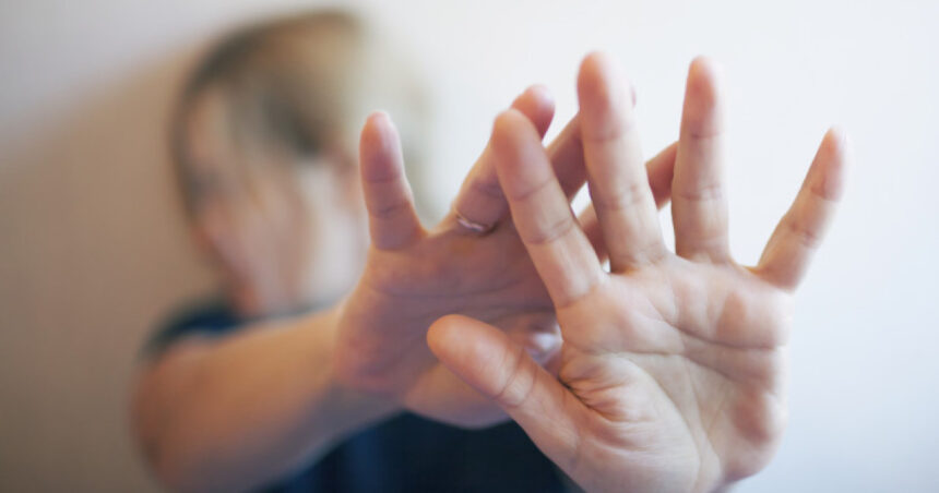 lege mai dura impotriva agresorilor plangerea penala nu mai poate fi retrasa in cazurile de violenta domestica 692712319e85e