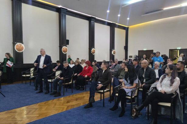 live foto video consiliul judetean constanta intrunit in sedinta ordinara rectificari bugetare masuri de dezapezire dar si parteneriat pentru modernizarea spitalului judetean constanta pe ordinea 69295c25c1a41