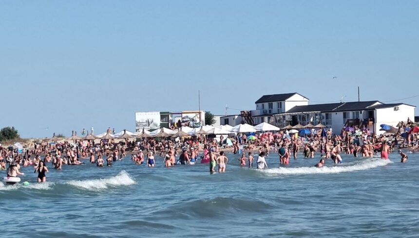 nicusor dan ataca la curtea constitutionala legea plajelor iata ce spune presedintele despre cota de 20 ce ar trebui sa le revina autoritatilor locale 691438d56d4aa