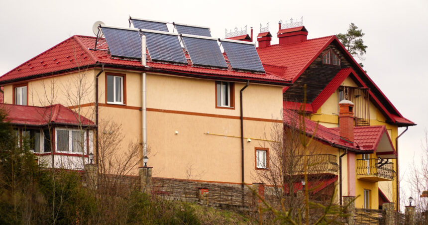 noua ordonanta privind comunitatile de energie cum pot prosumatorii sa si produca si sa si vanda propria energie electrica 6911ec208bb1c