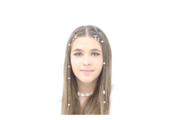 o adolescenta din navodari a fost data disparuta politia cere ajutorul populatiei 6928a49c0a6c0