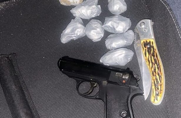 o femeie si doi barbati cercetati pentru trafic de droguri de anchetatorii constanteni 692b2b598663c