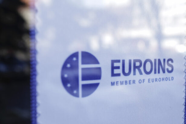 perchezitii in bucuresti si targu mures in dosarul falimentarii companiei de asigurari euroins 6926ac7b3eb79