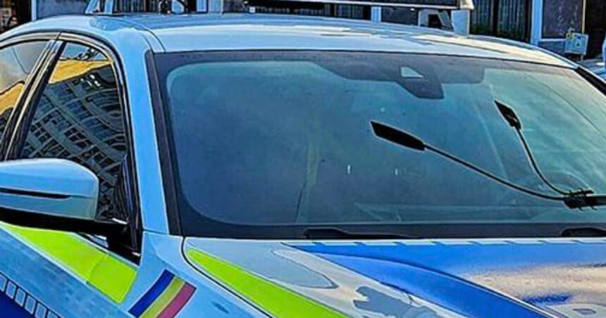 politist inculpat pentru proxenetism si trafic de persoane el a recrutat o femeie pe care a obligat o sa se prostitueze in europa 6928986ddd6a5