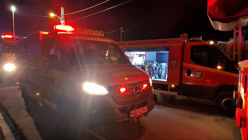 pompierii in alerta incendiu la o locuinta din centrul constantei 692b4ea64c22d
