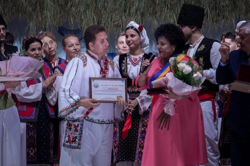 primaria cumpana sarbatoreste ziua nationala a romaniei cu ceremonii militare si un spectacol folcloric 69287aaacbfd1