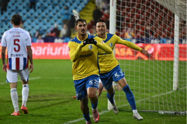 punct pretios smuls de farul constanta pe terenul celor de la otelul galati 6923547574ed7