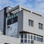 ramas cu afisele cocotate din 2020 constantin fratila inca ne arata cu degetul 6921bdb0006b4