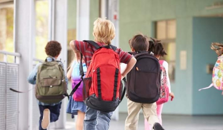 scolile din campina judetul prahova ar putea sa fie inchise pe 2 decembrie din cauza lipsei apei potabile in oras 692bfa211b2d1