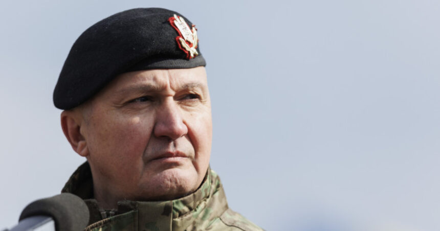 seful armatei dupa atacurile rusesti de la granita romaniei e aproape imposibil sa acoperi toata aceasta zona 69131a7a7e5c5