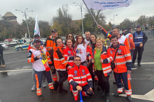 serviciul judetean de ambulanta constanta reprezentat la protestul din piata victoriei iata ce s a solicitat 69146d91326e4