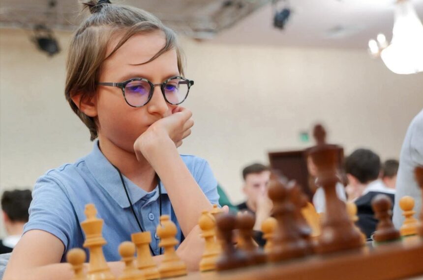 tudor henri de la csm constanta a castigat openul international de sah blitz al romaniei 691b3a30d372f