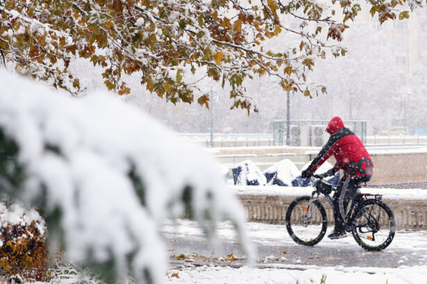 urmeaza cea mai rece zi din aceasta saptamana temperaturile scad brusc zonele in care sunt asteptate ninsori 691c89be78971