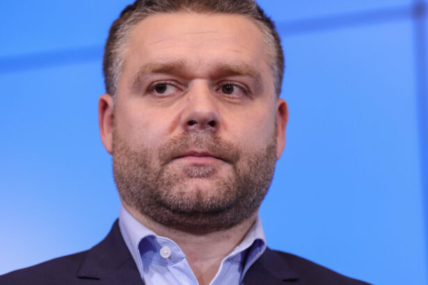 video alegeri locale 2025 ciprian ciucu si a depus candidatura pentru primaria capitalei el are planuri pentru 6 ani si jumatate 69159a52e7836