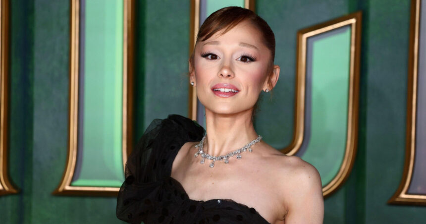 video barbatul care a bruscat o pe ariana grande la premiera filmului wicked 2 a fost pus sub acuzare ce pedeapsa risca acesta 691afaf169f17