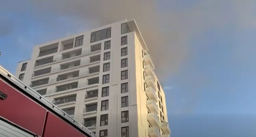 video incendiu in bucuresti peste 150 de persoane au fost evacuate sunt mai multi raniti ce spune ministerul sanatatii 6921921658357