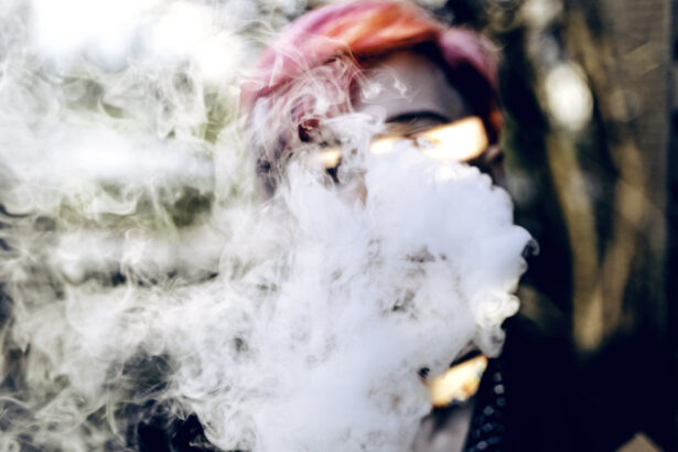 video m am apucat dintr o prostie tigarile electronice o capcana periculoasa pentru tineri motivele care ii imping spre fumat 6911aa1609235