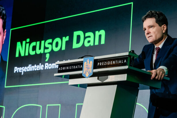 video nicusor dan presedintele constantinescu mi a propus functia de secretar de stat pentru diaspora in 1999 am refuzat pentru matematica 6925ab9be6941