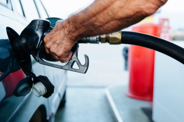 video noi scumpiri la pompa cat a ajuns sa coste un litru de benzina si de motorina 69134bb0bd7c3