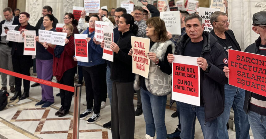 video protest al angajatilor din parlament nemultumiti de taierile de salarii ministrul dezvoltarii ii asigura ca nu vor fi afectati 691c8658b59fb