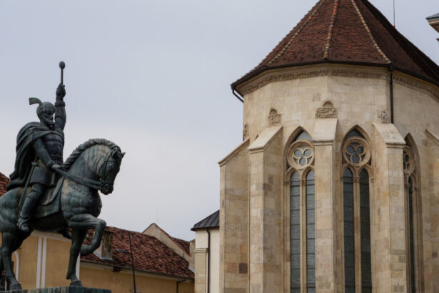 video puterea si opozitia prezente la manifestatiile de 1 decembrie din alba iulia ce lideri vor fi in capitala unirii 692c350a8a5ec