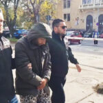 video suspectul crimei din navodari adus in fata judecatorilor imi pare rau a spus acesta la intrarea in sala 691c4888ec4dd