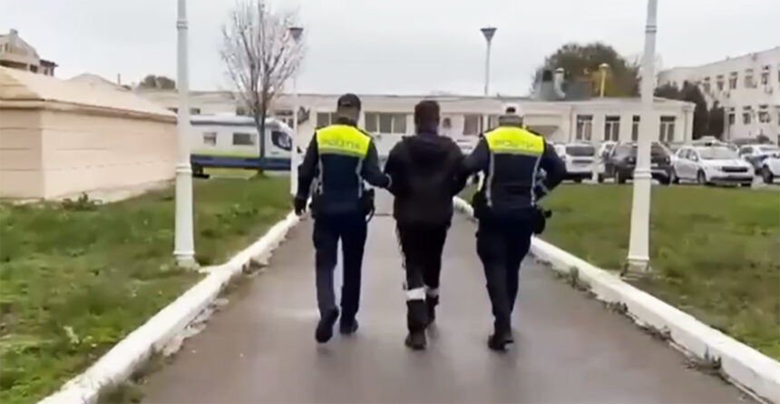 video un barbat din mangalia prins conducand haotic in cartierul colonisti avea o alcoolemie uriasa si a fost retinut de politisti 691d84ee10f7d