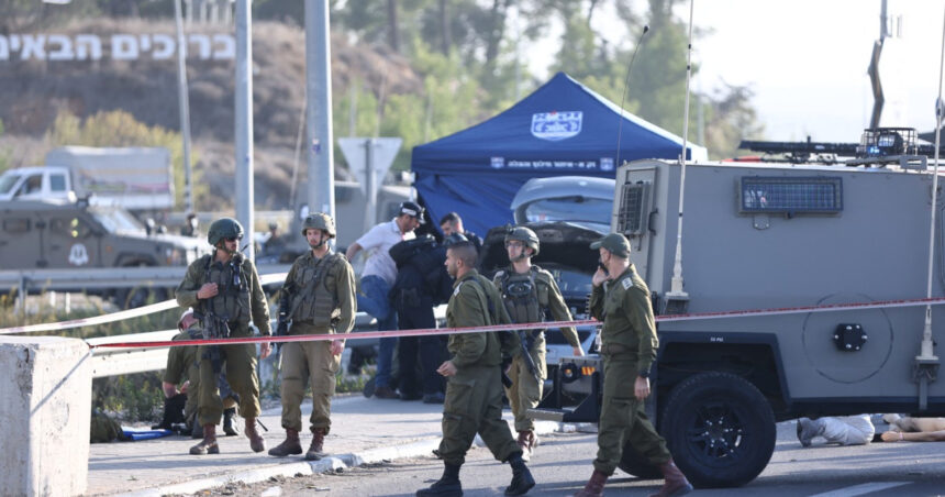 videofoto atac terorist in cisiordania un mort si trei raniti atacatorii ucisi de armata israeliana 691ce19a1eb10