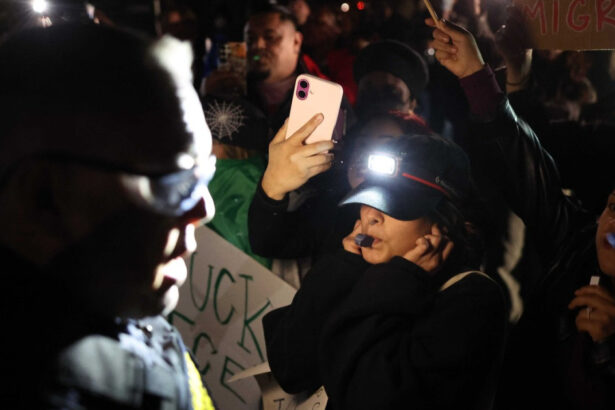 videofoto raid al agentilor federali in charlotte 81 de persoane arestate in doar cinci ore la protestele masive din carolina de nord 691b4d52d79ec