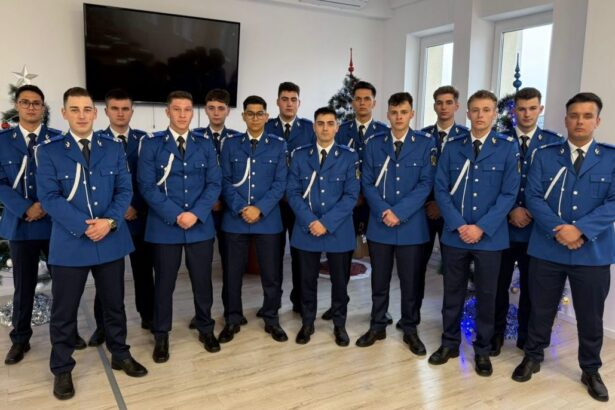 14 elevi jandarmi s au alaturat jandarmeriei constanta si au inceput cariera in slujba legii si a comunitatii 694985008a723