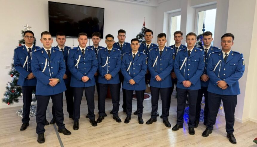 14 elevi jandarmi s au alaturat jandarmeriei constanta si au inceput cariera in slujba legii si a comunitatii 694985008a723
