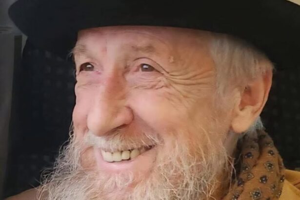 a murit artistul plastic gheorghe carutiu 69505a2b8dd3f