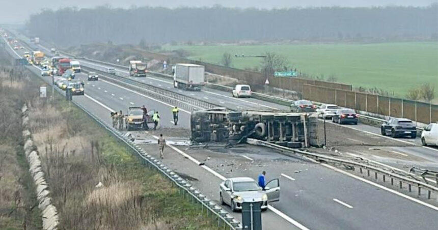 accidentul de pe autostrada a3 viata soferului de tir a fost salvata de trei militarii francezi din batalionul de la cincu 6939ca139a632